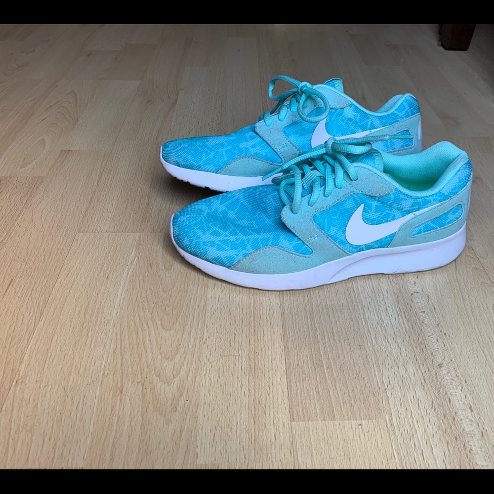 Women’s Nike Sneakers